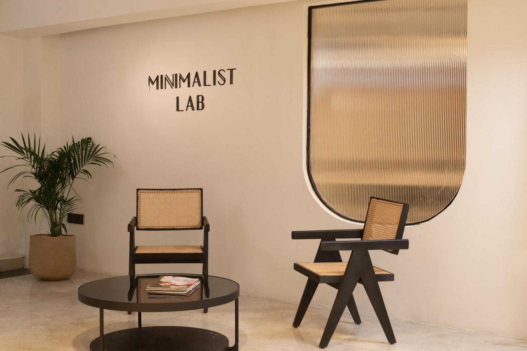 Minimalist Poshtel & Suites Nueva Delhi Exterior foto