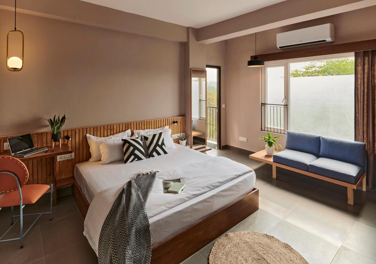 Minimalist Poshtel & Suites Nueva Delhi Exterior foto