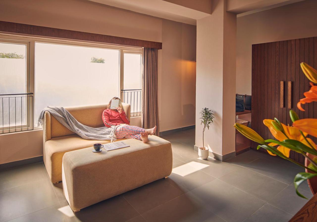 Minimalist Poshtel & Suites Nueva Delhi Exterior foto